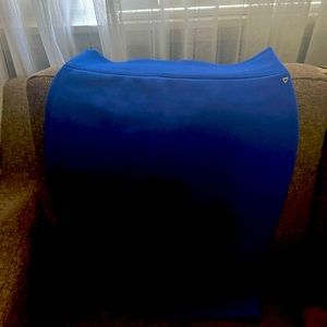 Blue pencil skirt kick